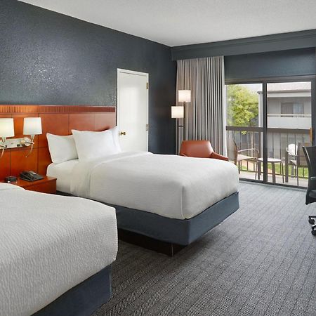 Courtyard By Marriott Nashville Μπρέντγουντ Εξωτερικό φωτογραφία