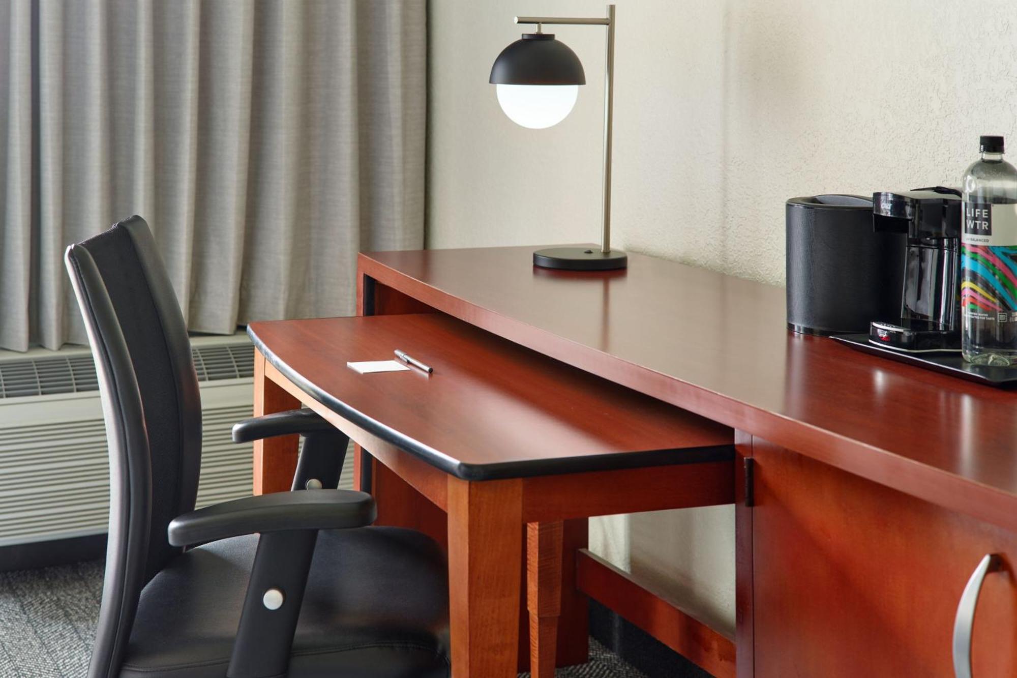Courtyard By Marriott Nashville Μπρέντγουντ Εξωτερικό φωτογραφία