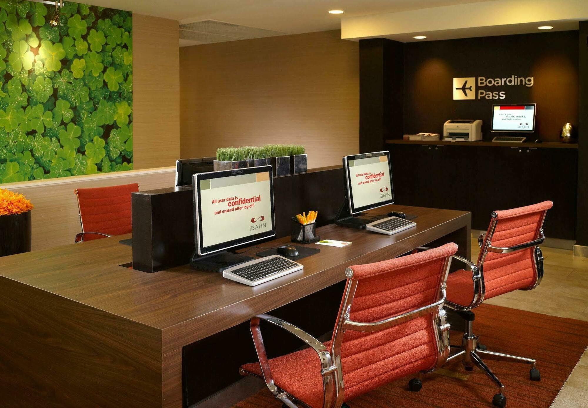 Courtyard By Marriott Nashville Μπρέντγουντ Εξωτερικό φωτογραφία